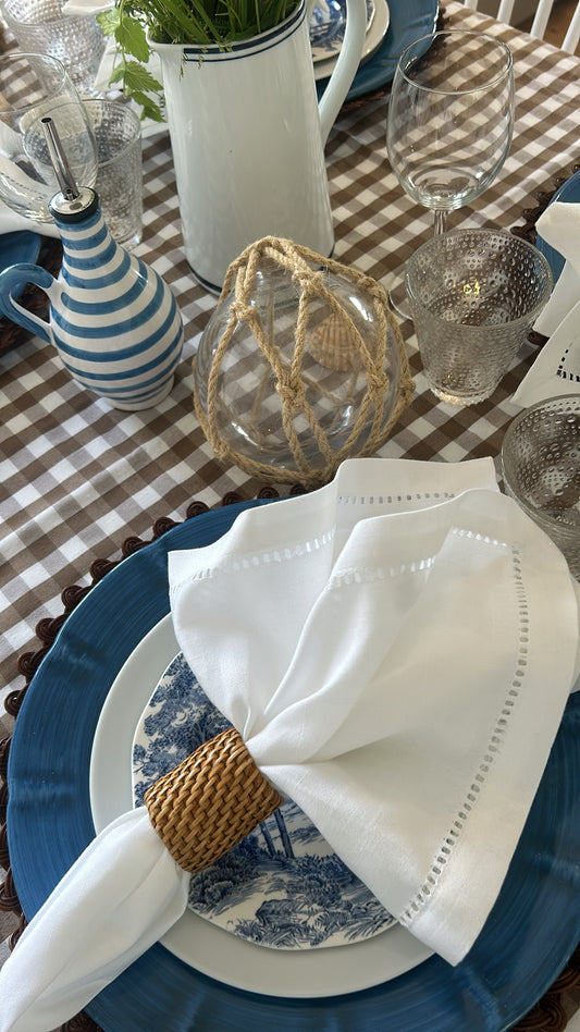 Classic serviett - White embroidery